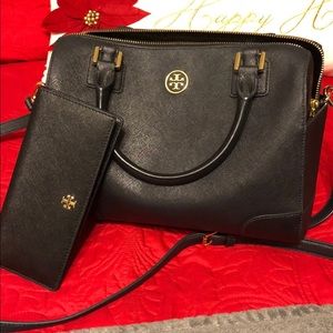 Tory Burch Robinson Middy Satchel ( wallet sold!!)